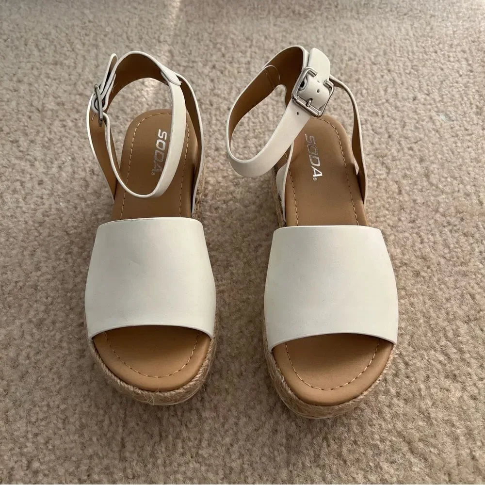 Soda White Espadrille Platform Sandals - Size 7